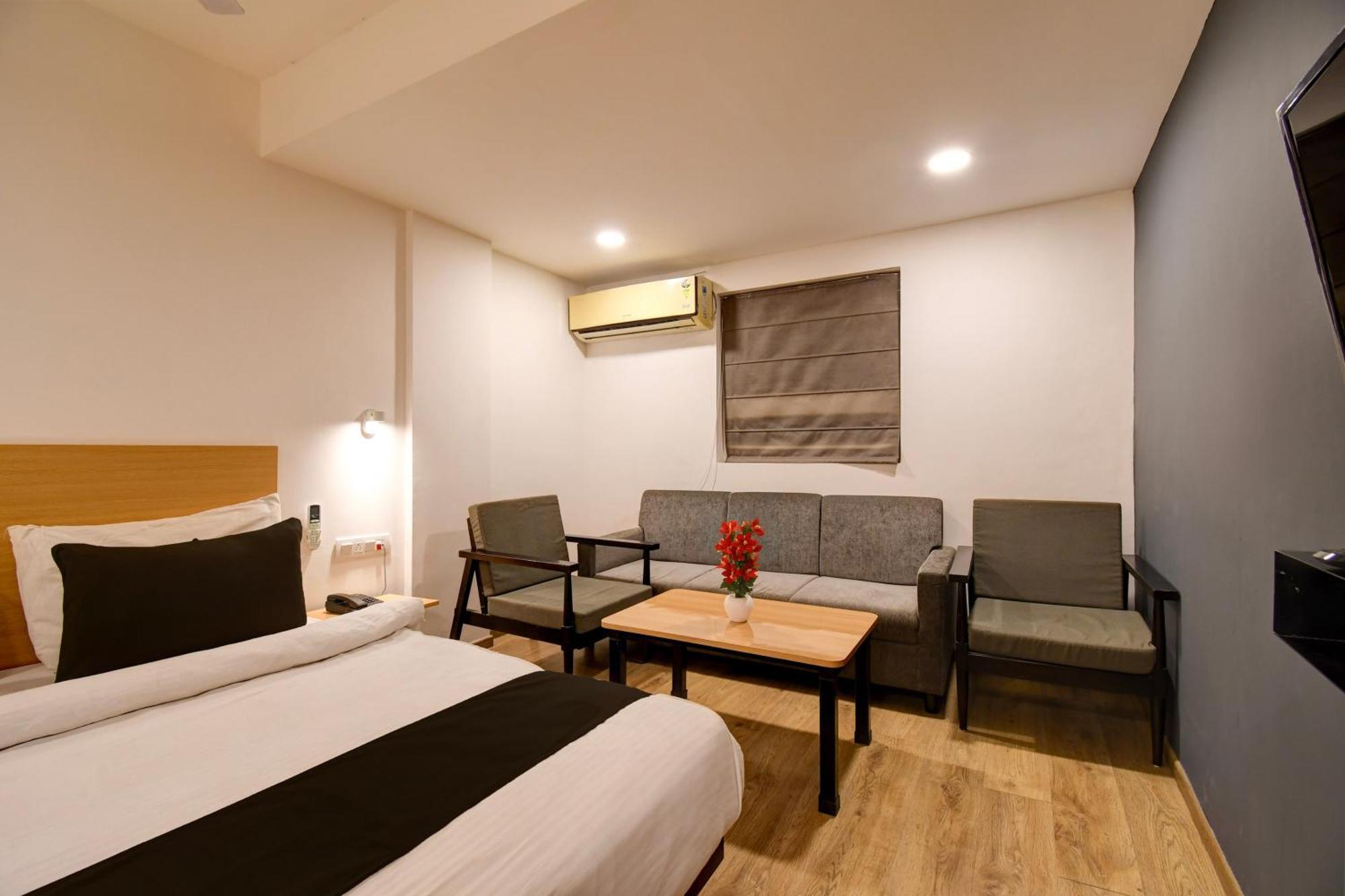 Super Townhouse City Centre 2 Downtown - Managed By Company Kolkata Exterior photo